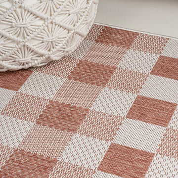 Darcy Traditional Geometric Bold Gingham Area Rug